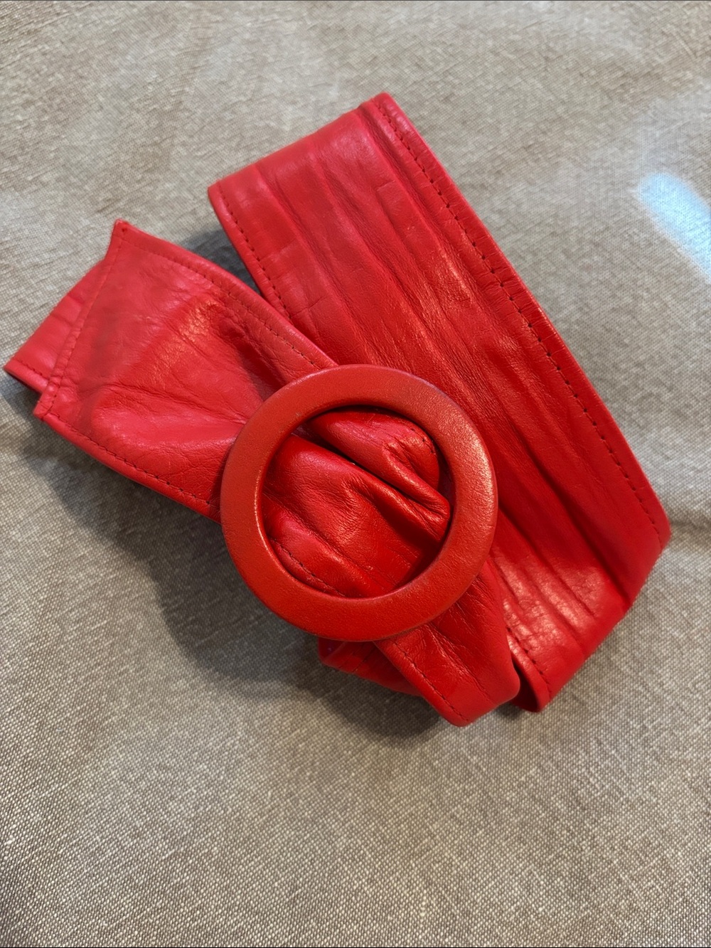 ❤️ BEAUTIFUL GENUINE RED LEATHER CINCH BELT—34”